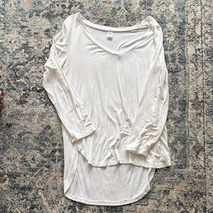 Old Navy Cream Long Sleeve Women's Top